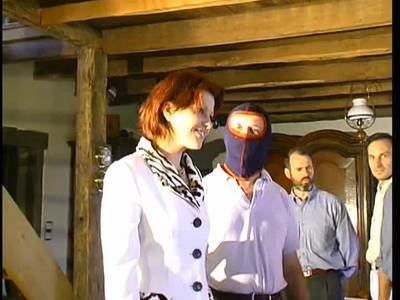 Französin mit roten Haaren zeigt im Gangbang Video wie spermageil sie ist