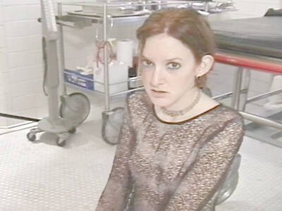 Redhead erlebt harte BDSM Spielchen in einer Arztpraxis